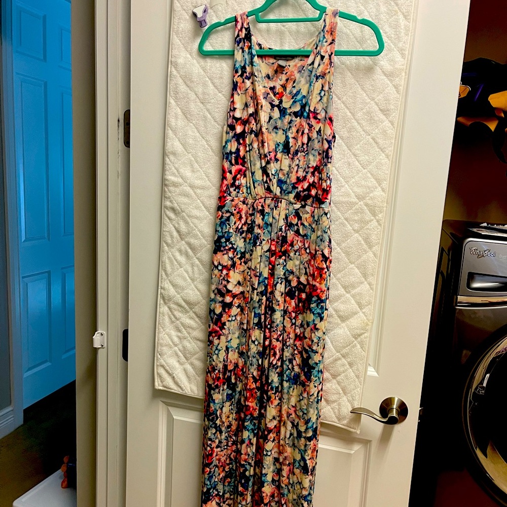 Saint Tropez West Floral Ruched Front Maxi Dress      Size: S